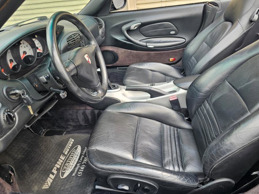 Used 2001 Porsche 911 Carrera image 6