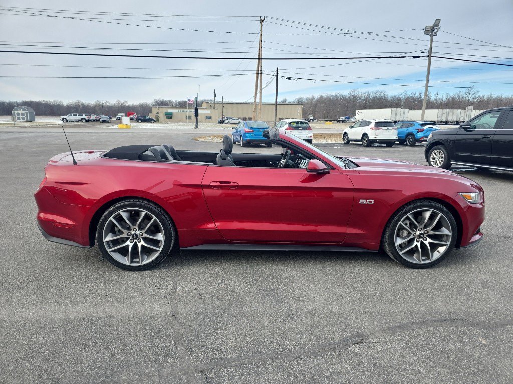 Used 2017 Ford Mustang GT Premium w/ Equipment Group 401A image 10