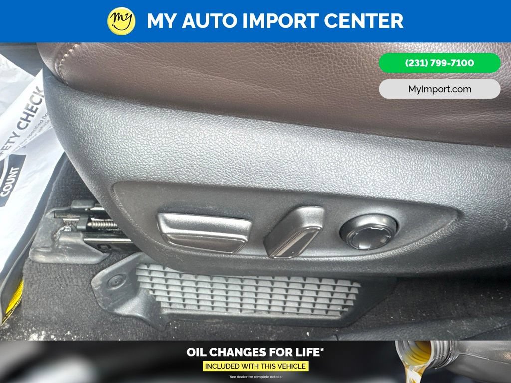 Used 2021 Toyota Sienna Platinum AWD/4WD image 13