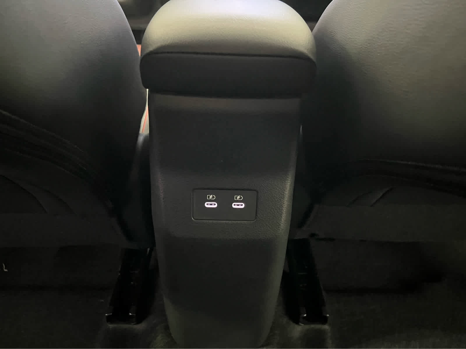 New 2026 Nissan Kicks SR w/ Cold Weather Package image 8