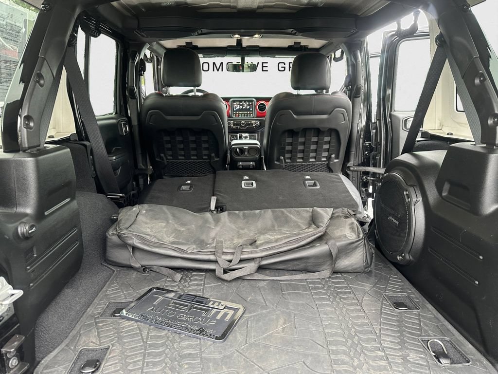 Used 2021 Jeep Wrangler Unlimited Rubicon AWD/4WD image 13