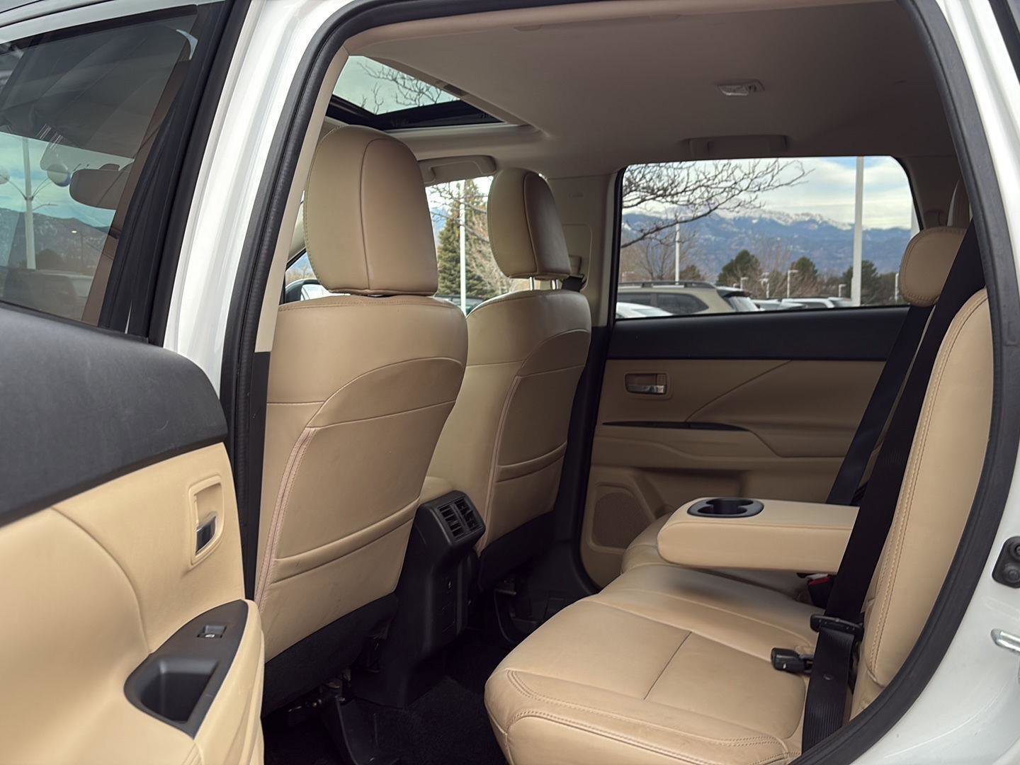 Used 2019 Mitsubishi Outlander GT image 21