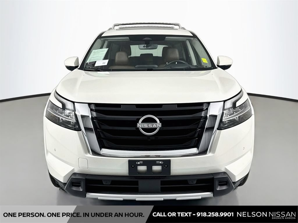 Certified 2024 Nissan Pathfinder Platinum w/ Cargo Package AWD/4WD image 2
