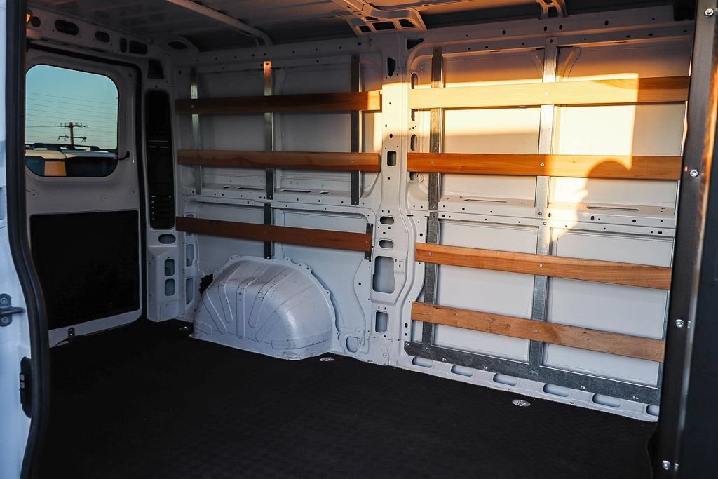 Used 2025 RAM ProMaster 2500 w/ U-Haul Equipment Group FWD image 20