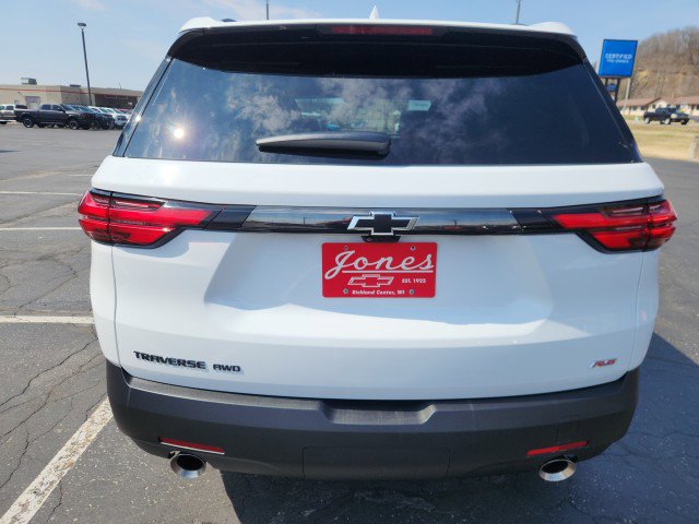 Used 2023 Chevrolet Traverse RS w/ LPO, Floor Liner Package image 4