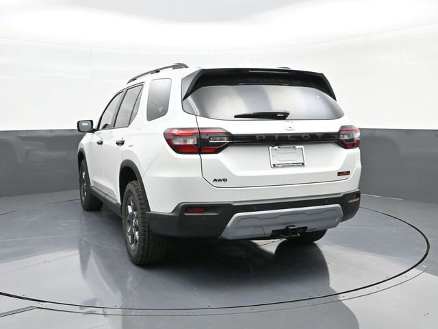 New 2025 Honda Pilot TrailSport image 8
