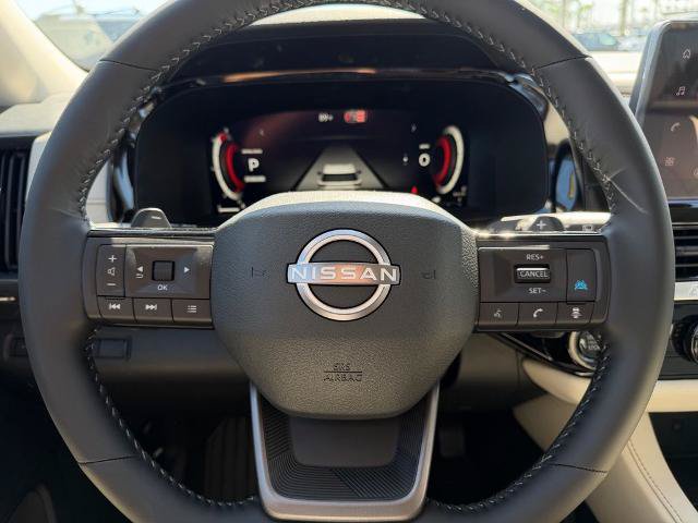 New 2026 Nissan Pathfinder SL FWD image 21