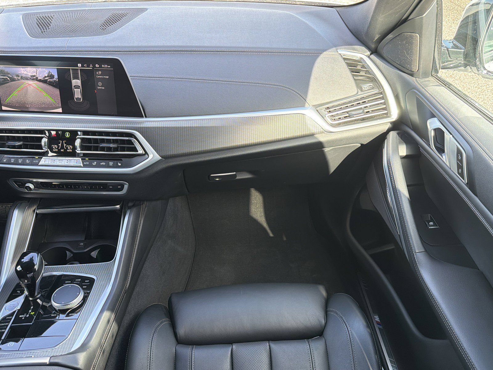 Used 2022 BMW X6 xDrive40i w/ M Sport Package AWD/4WD image 17
