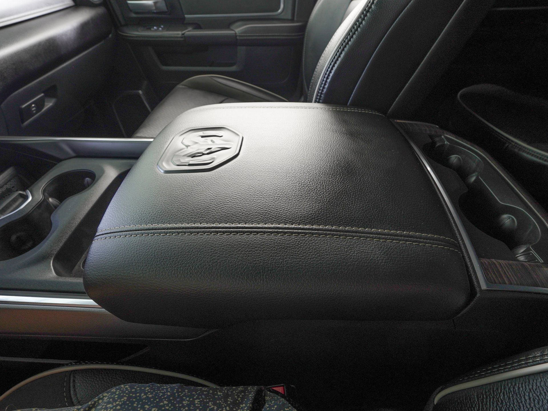 Used 2025 RAM 3500 Laramie w/ Sport Appearance Package image 27