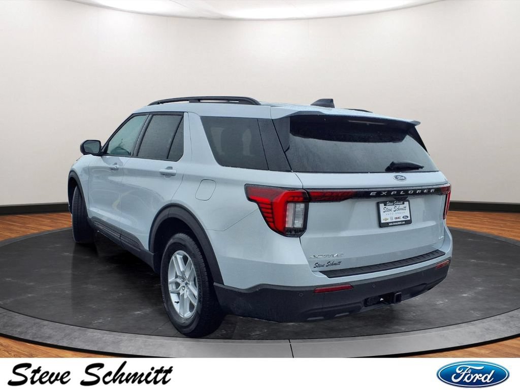 New 2026 Ford Explorer Active AWD/4WD image 3