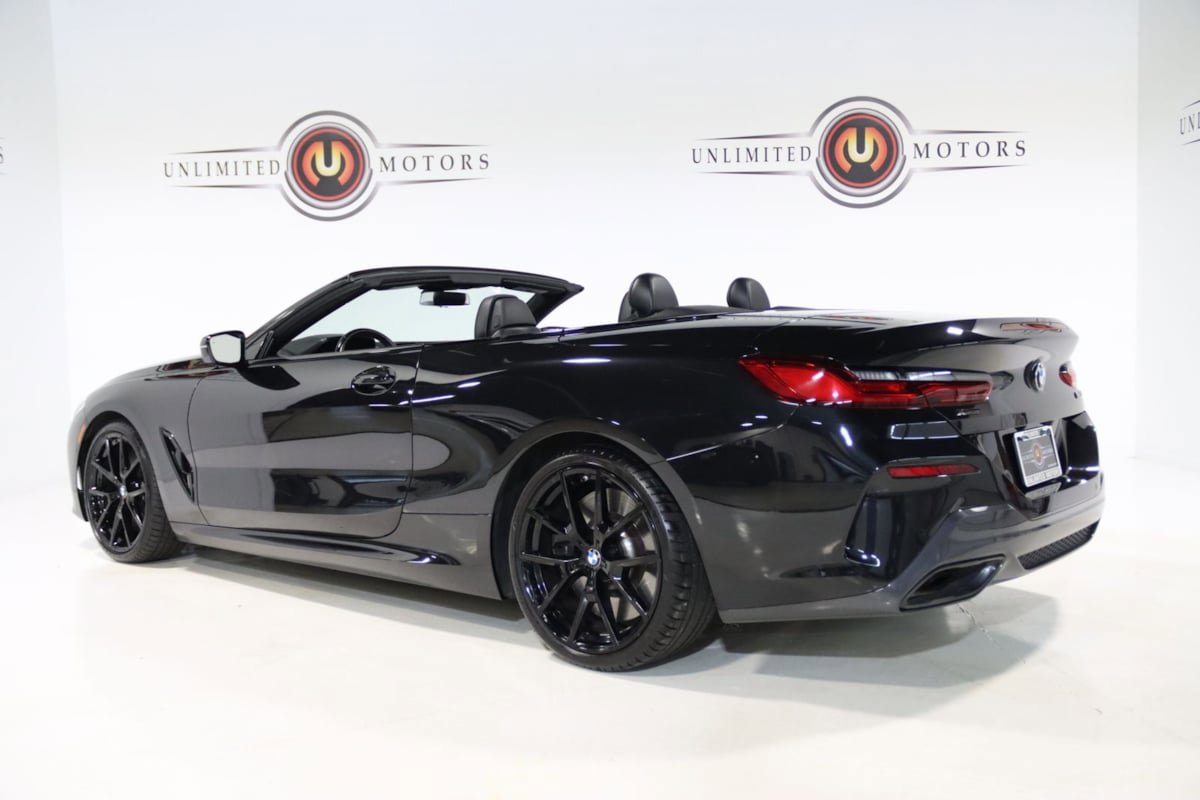 Used 2021 BMW M850i xDrive Convertible image 4