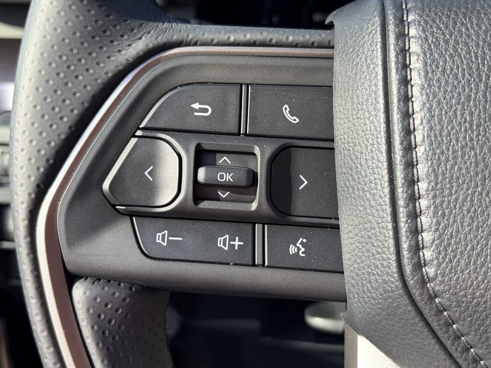 New 2026 Toyota 4Runner TRD Off-Road AWD/4WD image 19