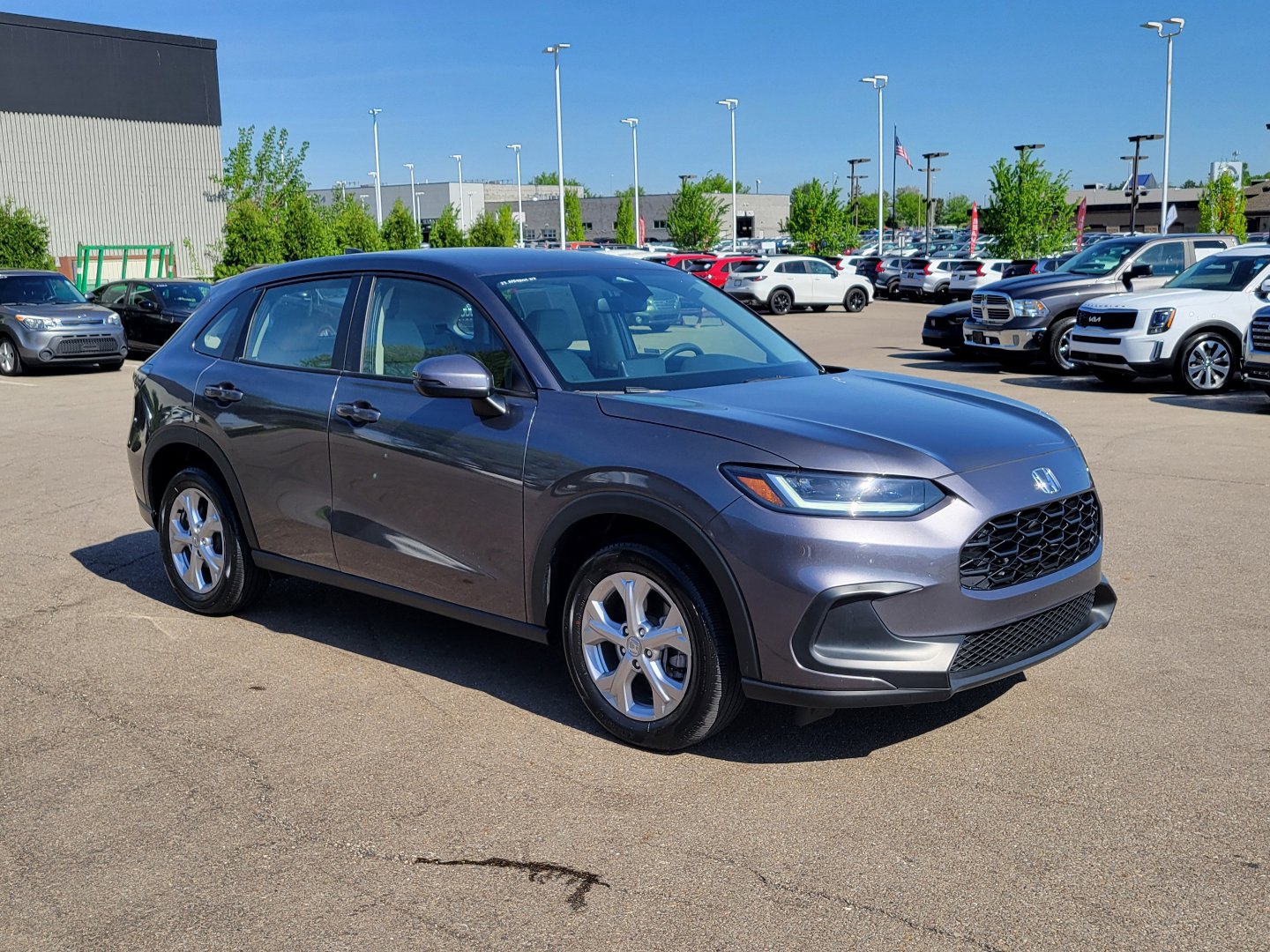 Certified 2023 Honda HR-V LX image 31