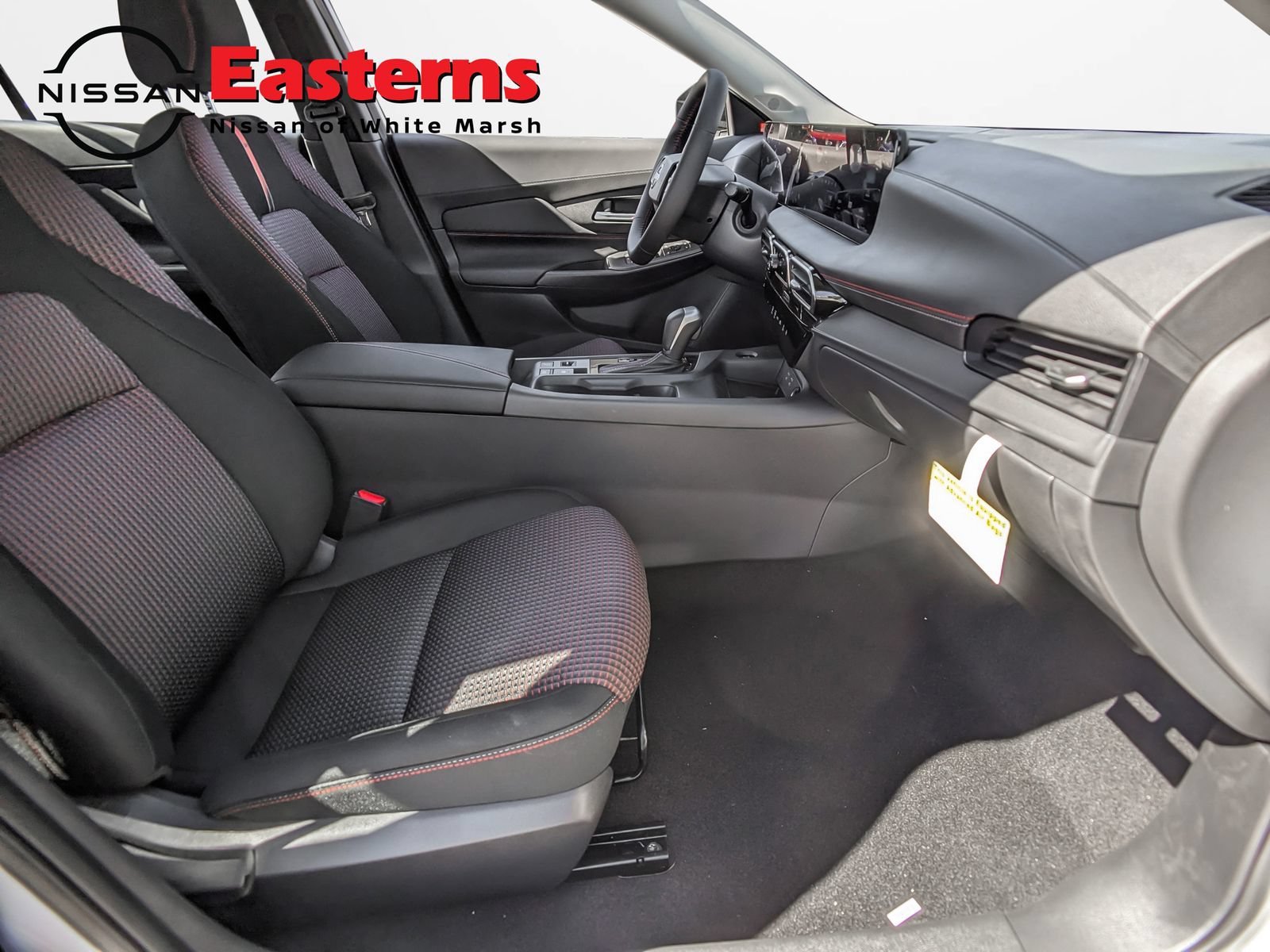 New 2027 Nissan Sentra SR w/ Floor Mat Package FWD image 22