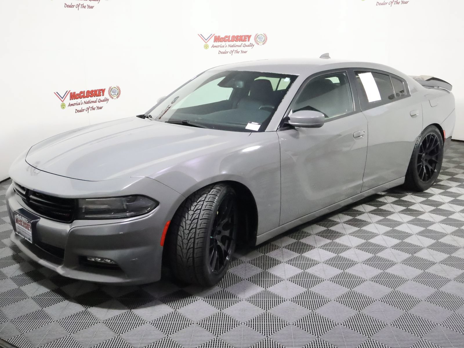 Used 2018 Dodge Charger SXT Plus RWD image 15