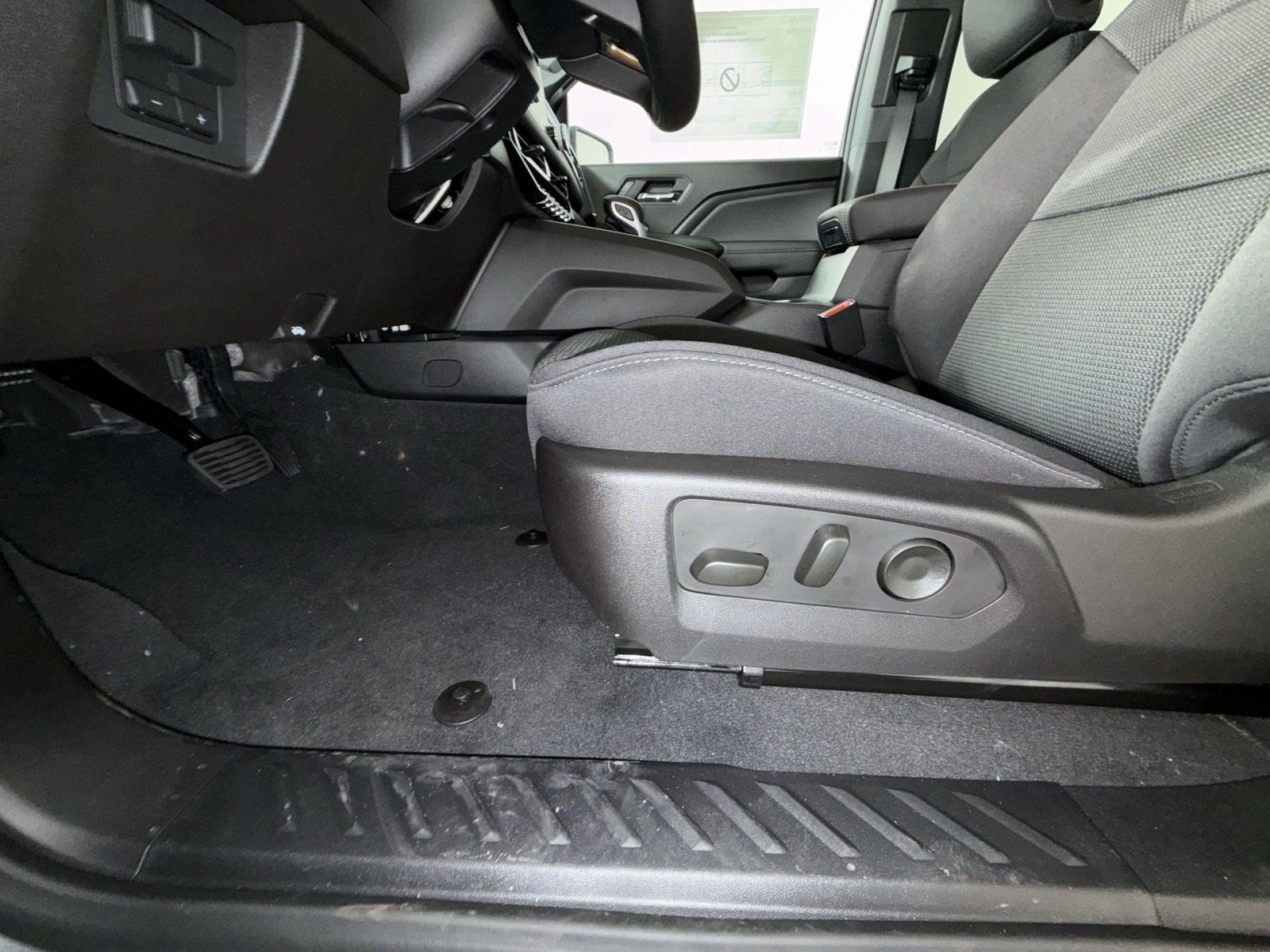 New 2026 GMC Canyon Elevation w/ Convenience Package AWD/4WD image 14