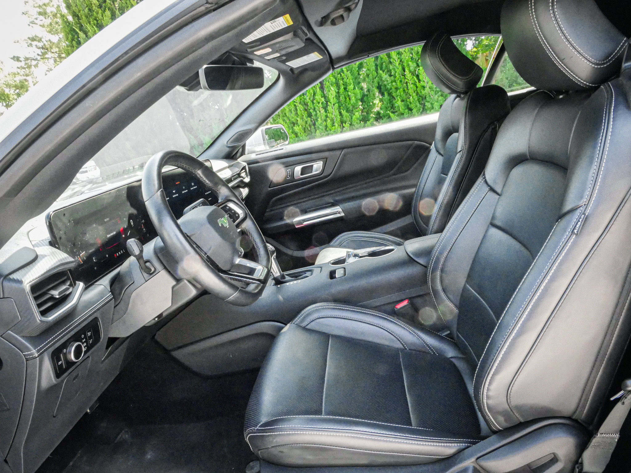 Used 2025 Ford Mustang Premium RWD image 7