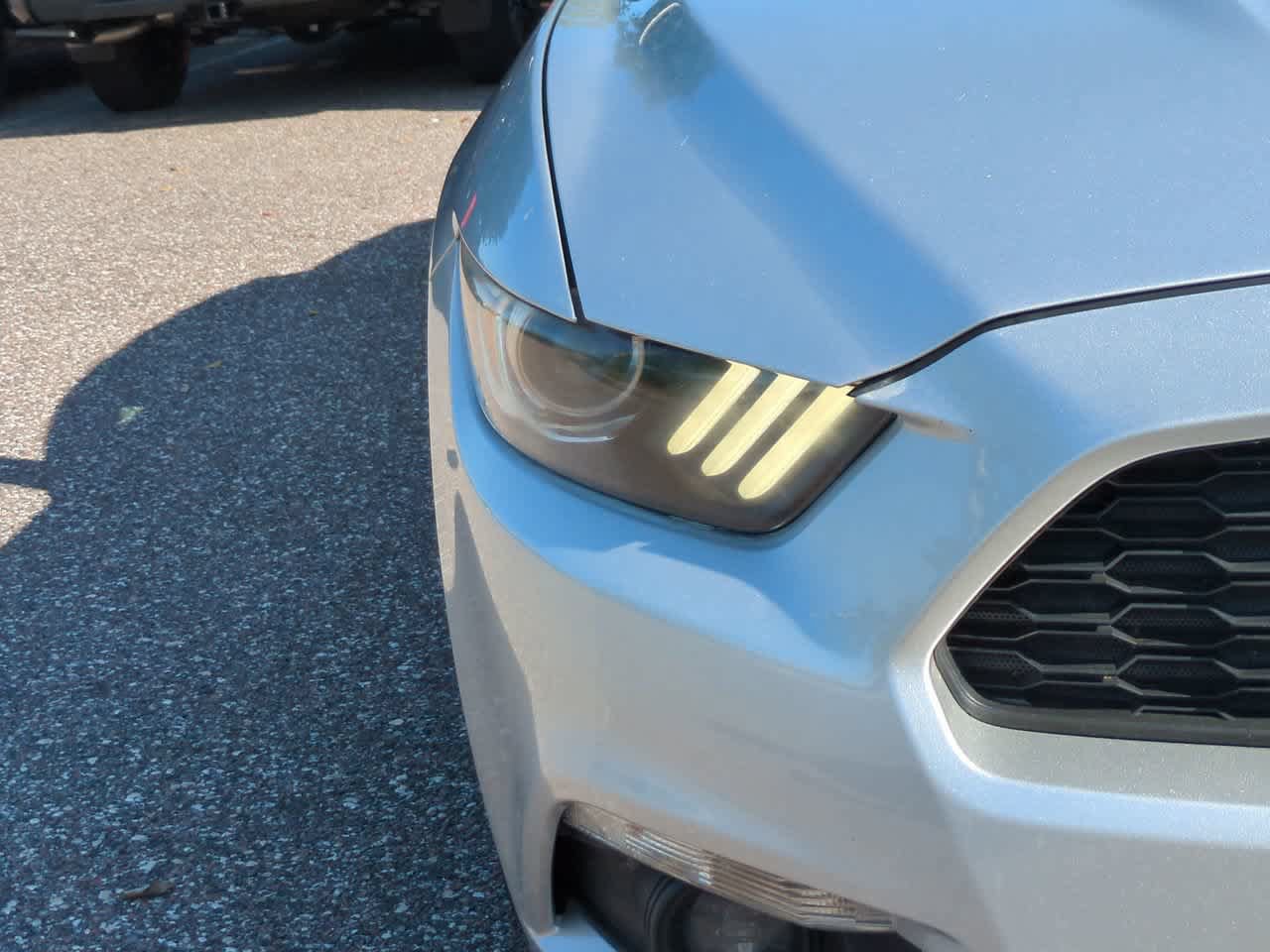 Used 2017 Ford Mustang Premium RWD image 10