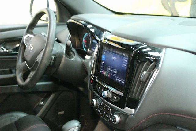 Used 2023 Chevrolet Traverse RS w/ LPO, Floor Liner Package image 7