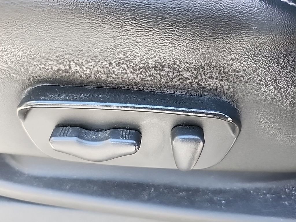 Used 2018 Nissan Frontier PRO-4X w/ Pro-4x Luxury Package image 26