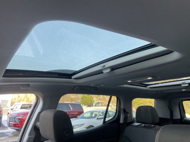 Used 2023 GMC Acadia SLE w/ Driver Convenience Package image 22