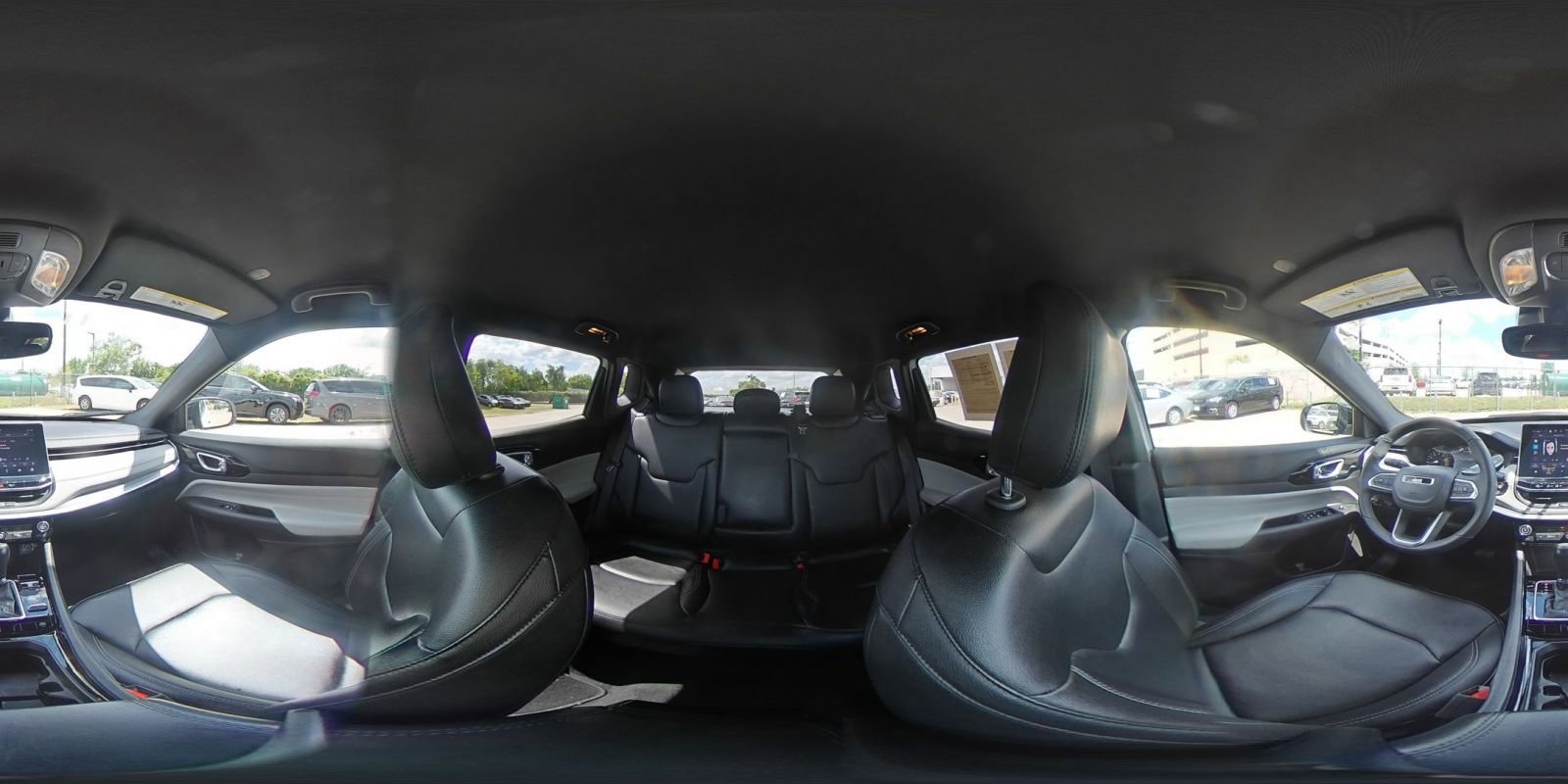 Used 2025 Jeep Compass Limited image 43