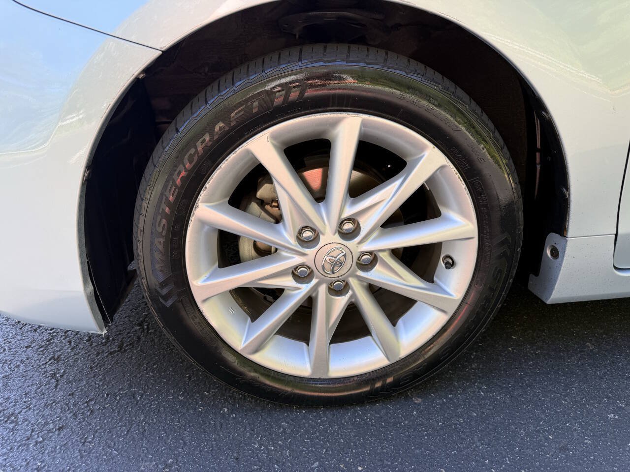 Used 2012 Toyota Prius V Five FWD image 11