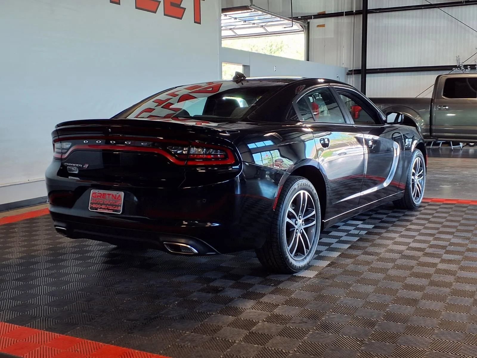 Used 2019 Dodge Charger SXT w/ Cold Weather Package AWD/4WD image 6