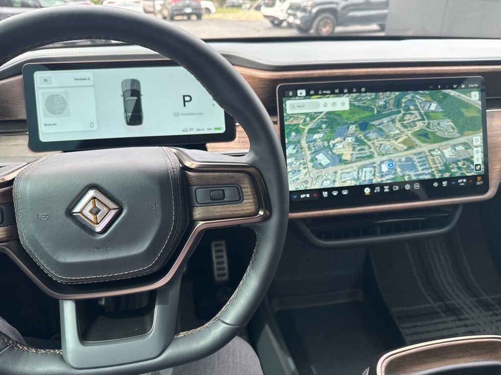 Used 2026 Rivian R1S Premium AWD/4WD image 13