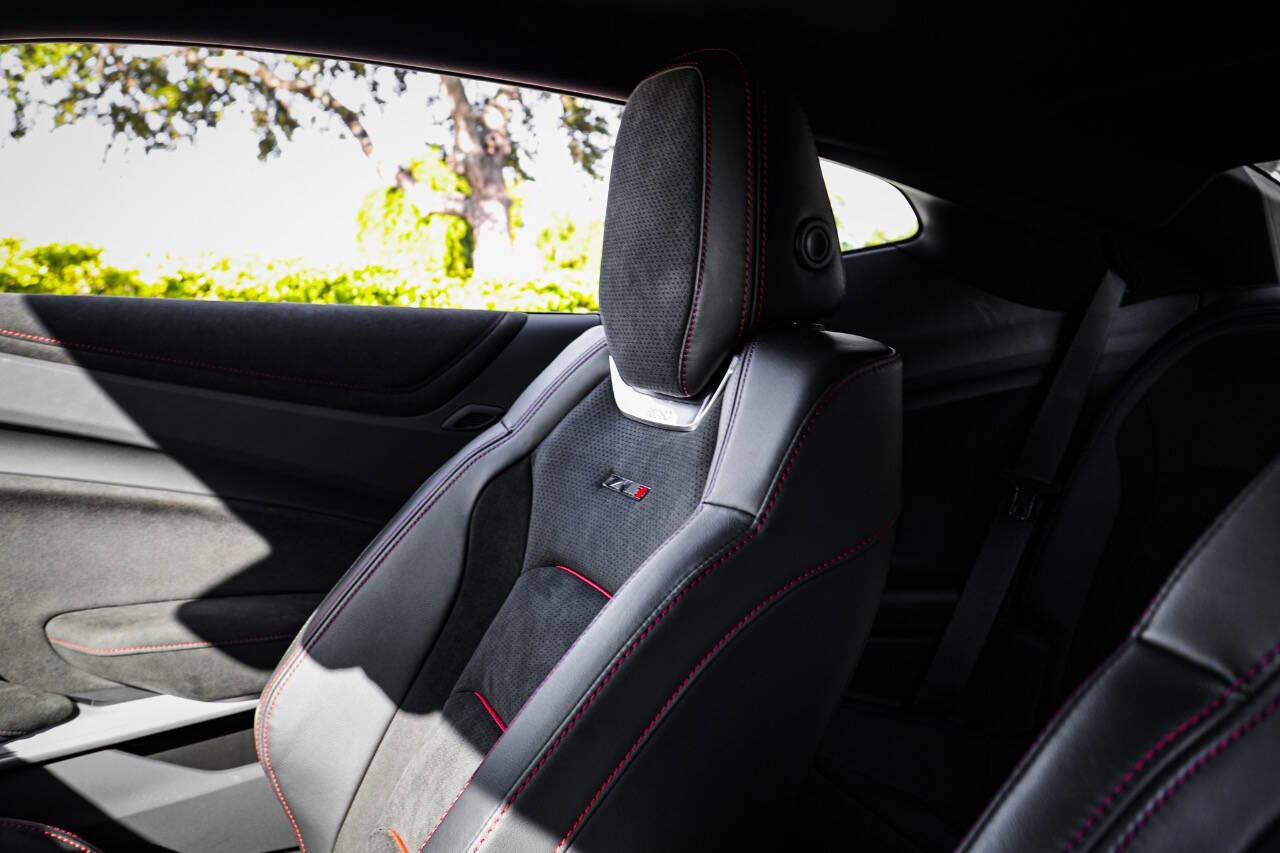 Used 2023 Chevrolet Camaro ZL1 image 36