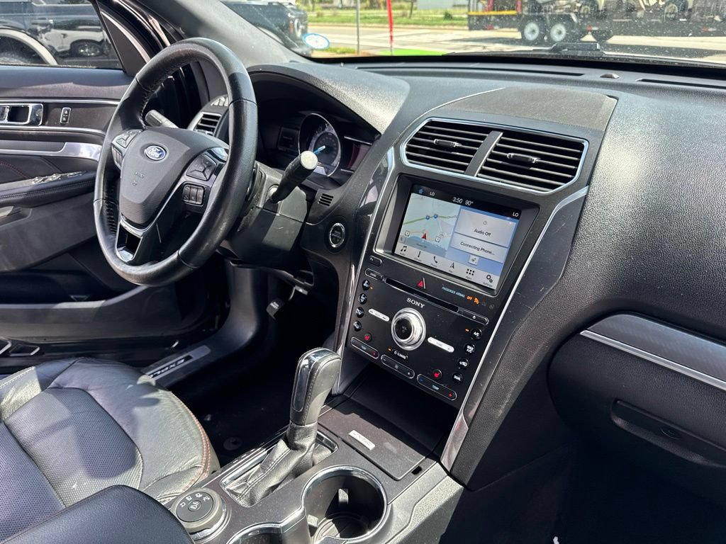 Used 2018 Ford Explorer Sport AWD/4WD image 33