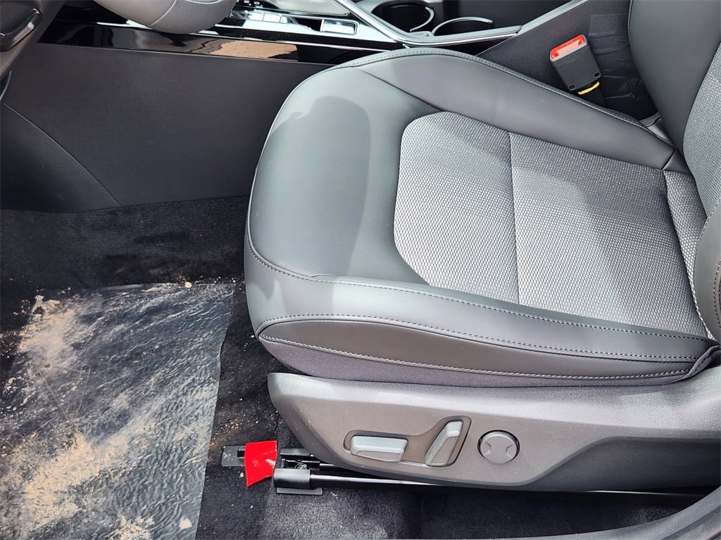 New 2025 Kia Niro EX image 11