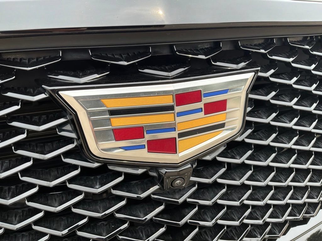 Used 2025 Cadillac Escalade Sport w/ Touring Package AWD/4WD image 16