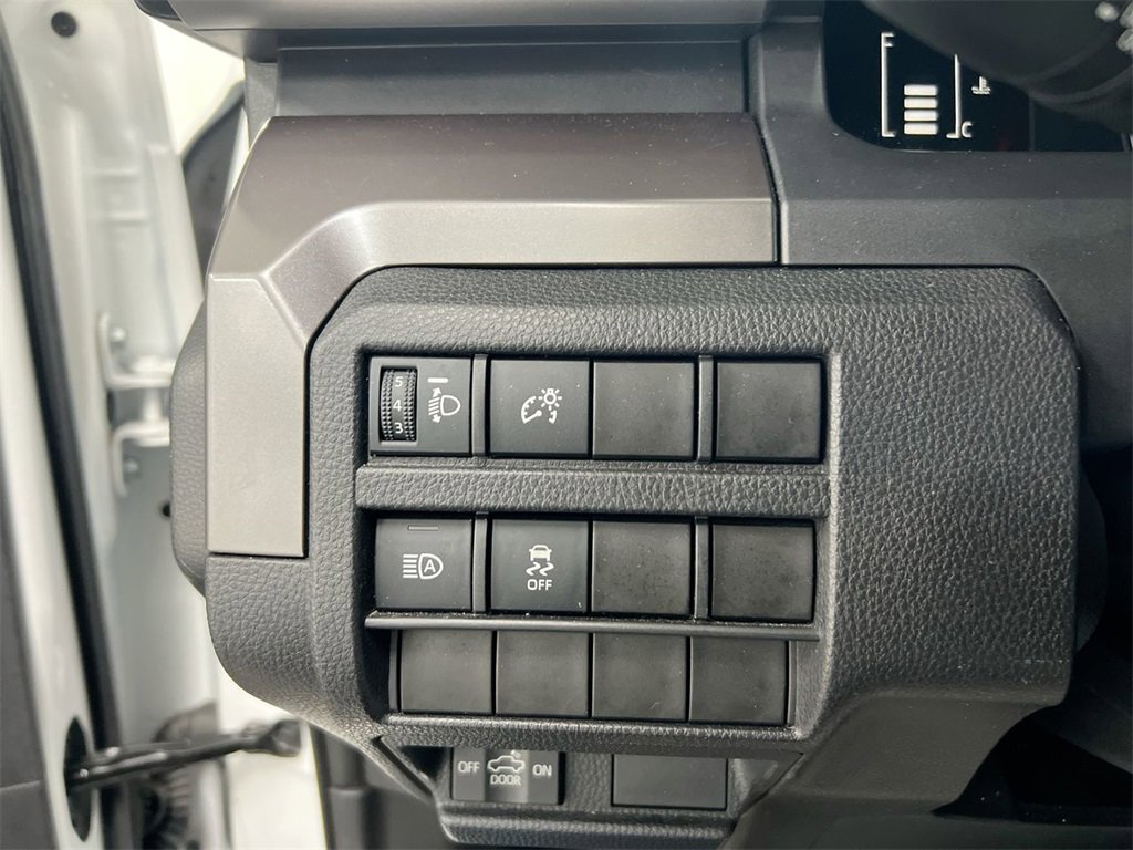 Used 2024 Toyota Tacoma SR5 image 18