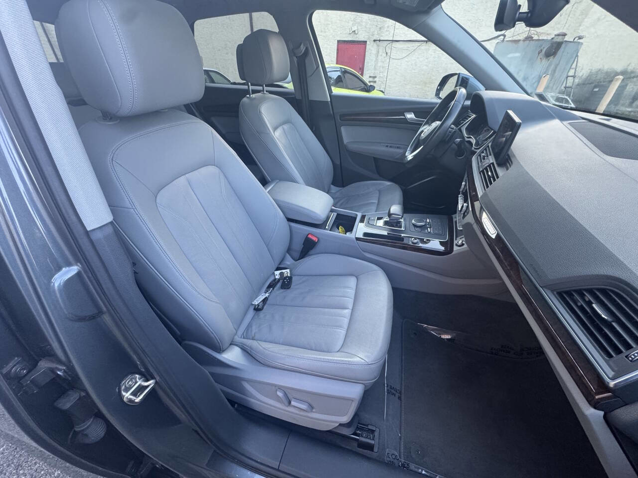 Used 2020 Audi Q5 2.0T Premium image 23