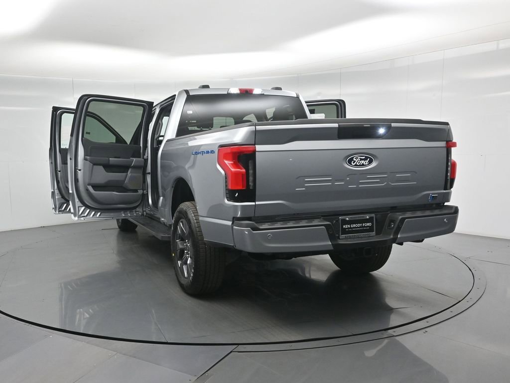 New 2025 Ford F150 Lightning Flash image 32