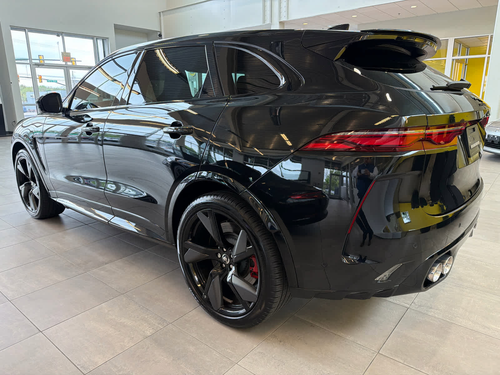 Used 2025 Jaguar F-PACE SVR 575 Edition AWD/4WD image 2