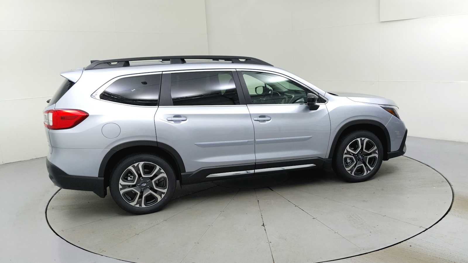 New 2025 Subaru Ascent Limited image 11