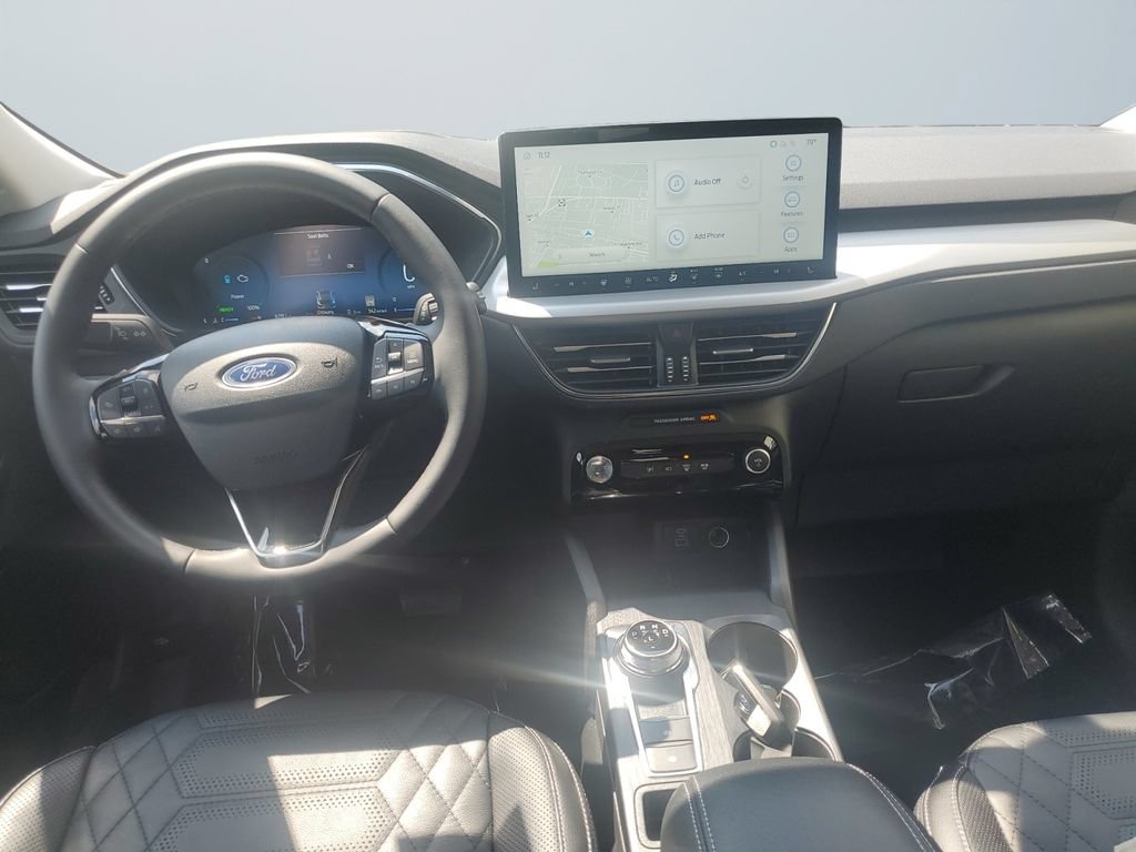 Used 2023 Ford Escape SE w/ PHEV Premium Package FWD image 10