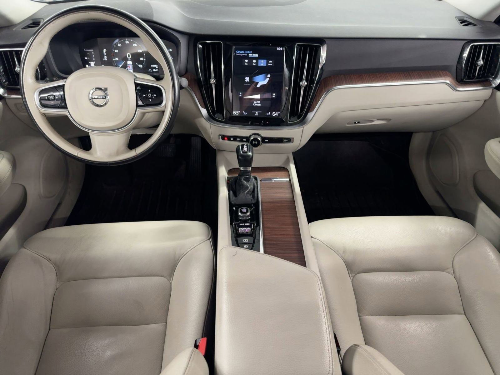 Used 2019 Volvo S60 T5 Momentum image 15