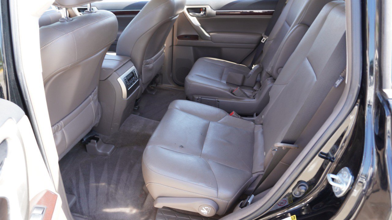 Used 2017 Lexus GX 460 Premium AWD/4WD image 30