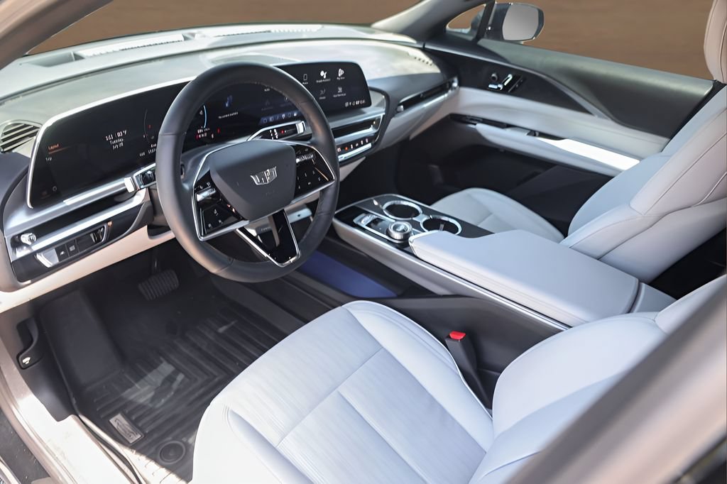 Certified 2024 Cadillac Lyriq Sport AWD/4WD image 9