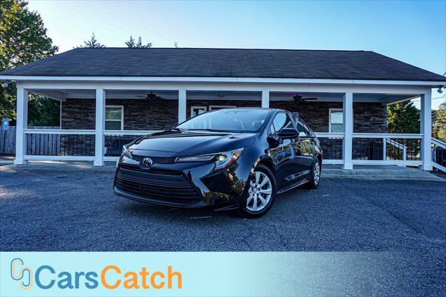 Used 2024 Toyota Corolla LE FWD image 1