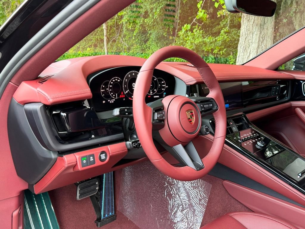 New 2026 Porsche Panamera RWD image 4