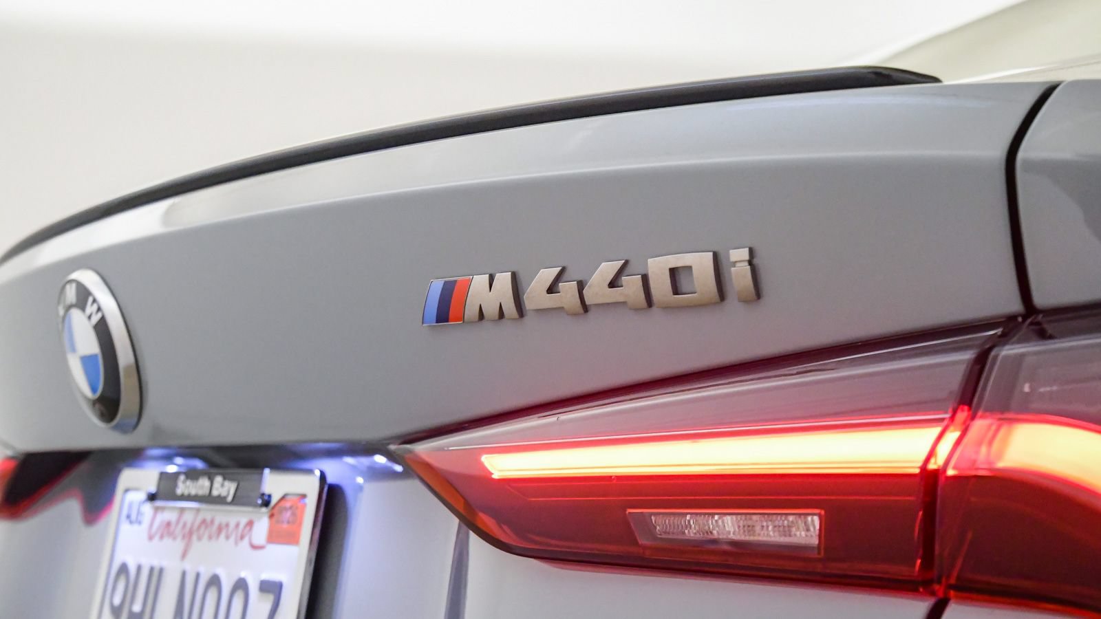 Used 2024 BMW M440i Coupe w/ Premium Package RWD image 13