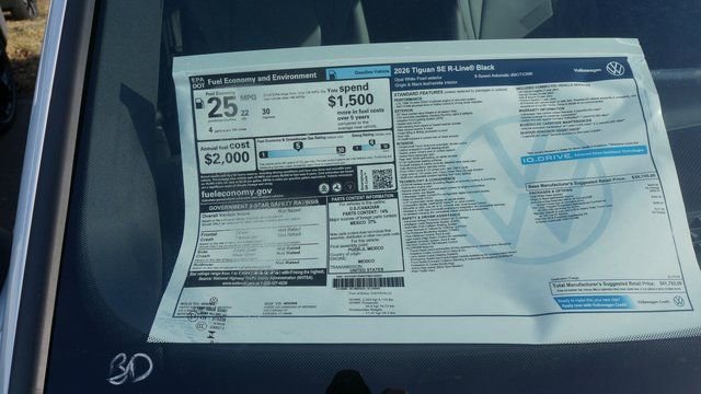 New 2026 Volkswagen Tiguan SE R-Line image 4
