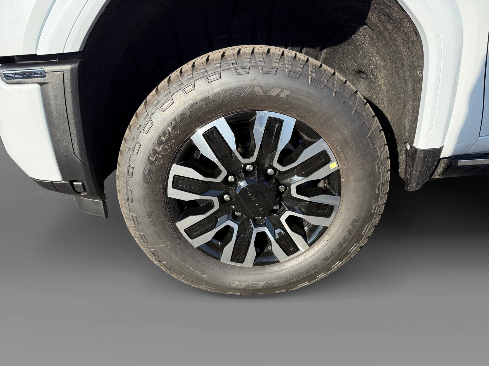 New 2026 GMC Sierra 2500 Denali Ultimate w/ Max Trailering Package image 9