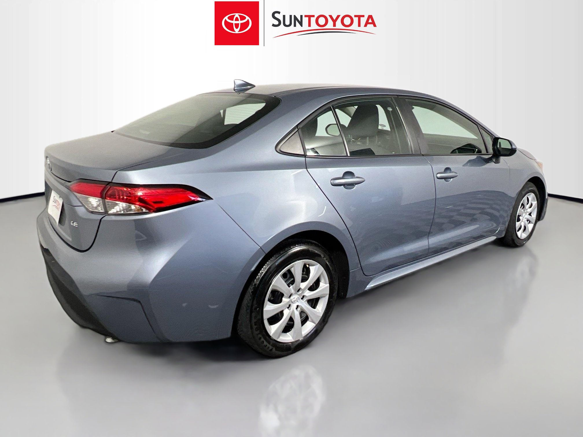 Used 2024 Toyota Corolla LE image 4