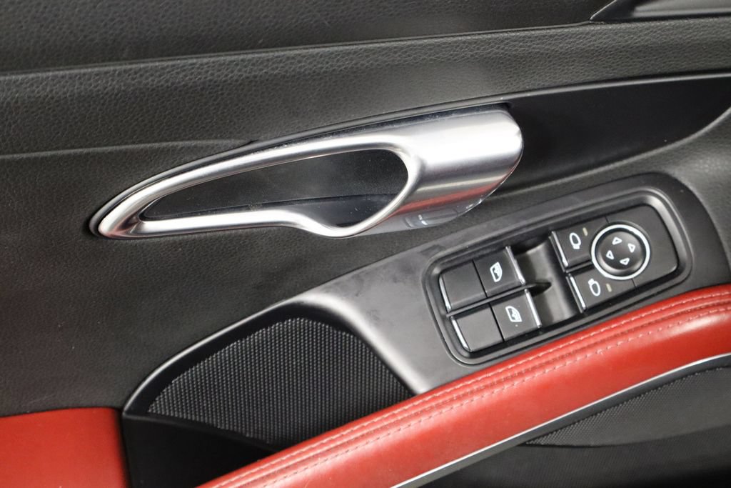 Used 2019 Porsche 718 Boxster RWD image 22