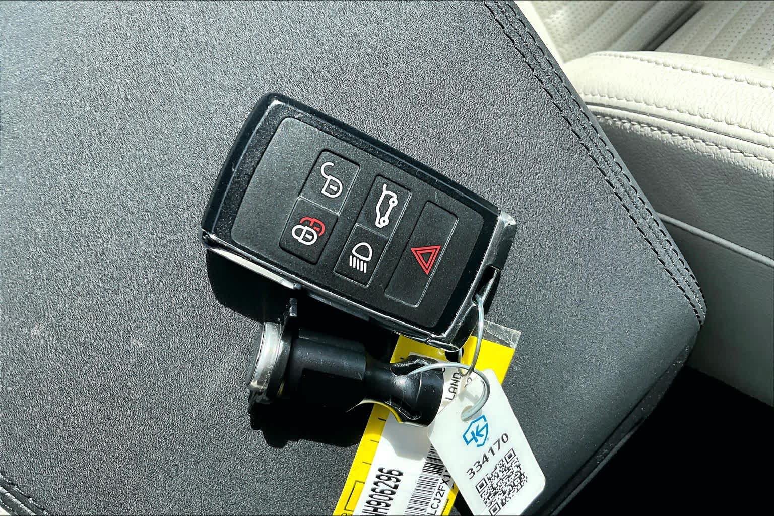Used 2022 Land Rover Discovery Sport S AWD/4WD image 15